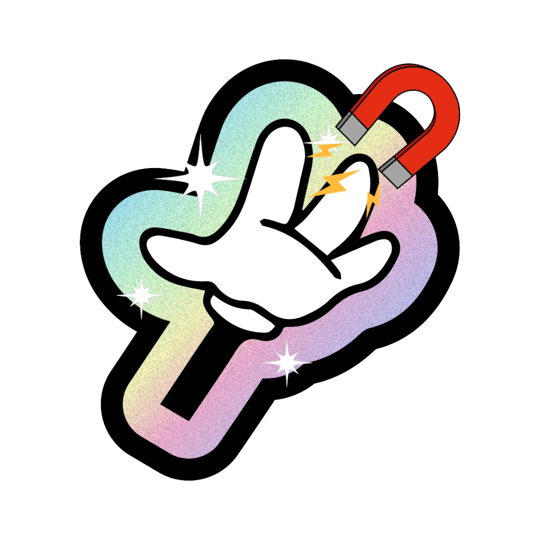 Gestanzte Glitzer-Fotomagnete in individueller Form am Kühlschrank