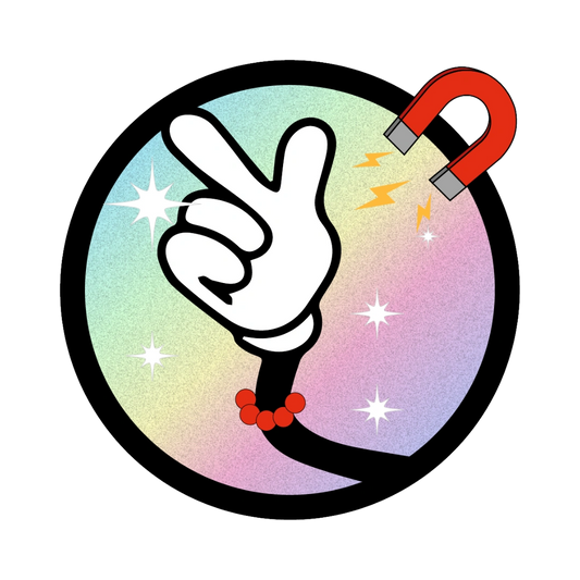 Ein runder Glitzer-Fotomagnet mit einem Porträtfoto. Durch die Kreisform und den Glitzer wirkt er wie ein hochwertiger Button.